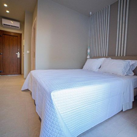 Rigas Supreme Hospitality Aparthotel Afytos Ngoại thất bức ảnh